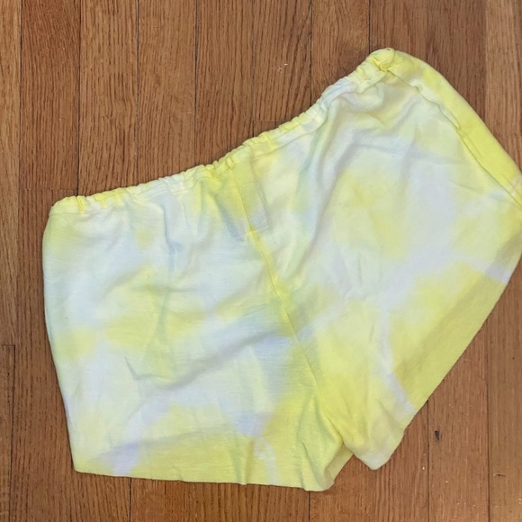 CHASER Tie Dye Fleece Shorts - Yellow & White Sz M - Picture 5 of 5